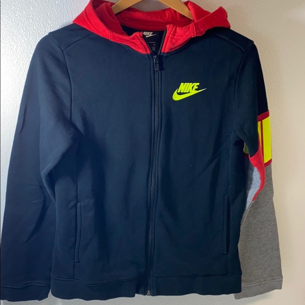 Nike zip up hoodie size Boys XL